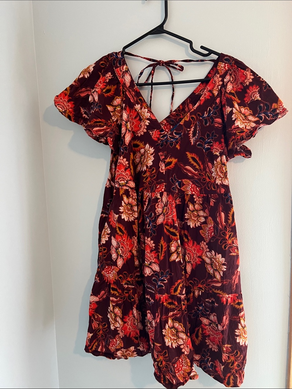 Old Navy Burgundy Floral Tie-Back V-Neck Mini Dress